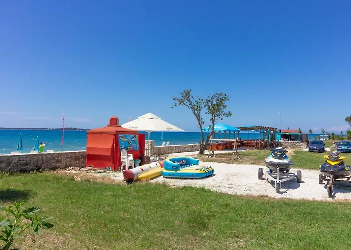 Charming Petroro With Pool, 900m From The * Peroj