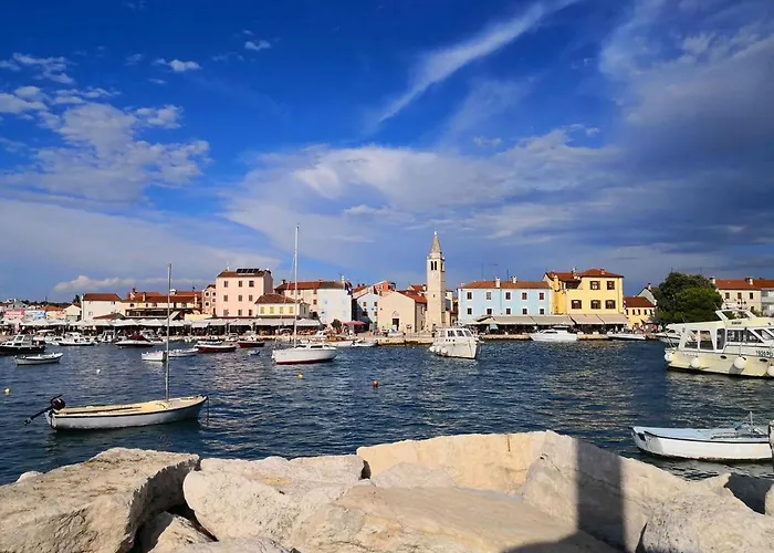Βίλα Charming Petroro With Pool, 900m From The Peroj