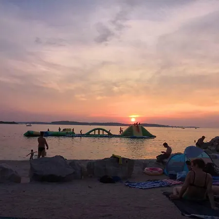 Villa Charming Petroro With Pool, 900m From The