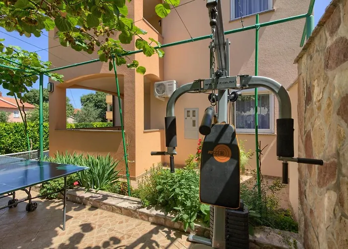 Charming Petroro With Pool, 900m From The וילה