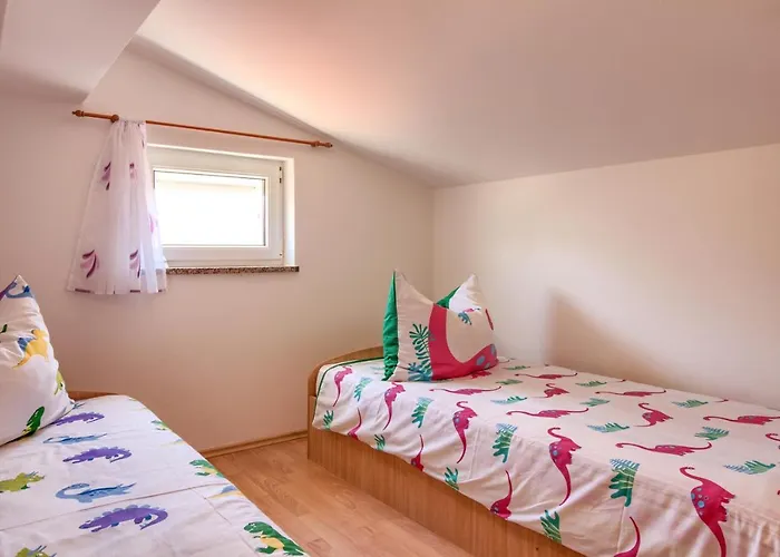 Charming Petroro With Pool, 900m From The *